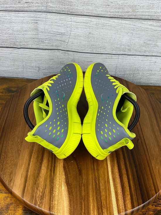 Nike Free Express Run Grey Volt Yellow Running Shoes 641862-003 Women’s Size 8.5